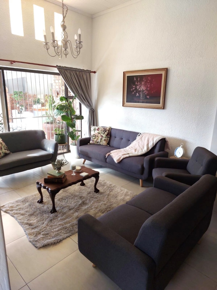 4 Bedroom Property for Sale in Winslow Western Cape